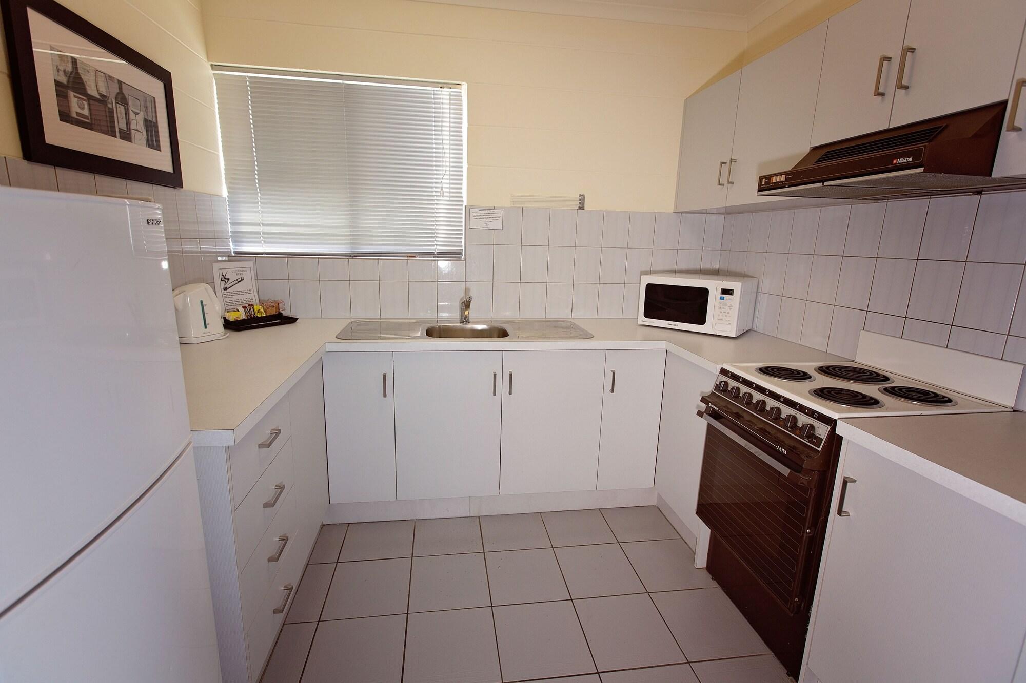 White Lace Motor Inn Mackay Ngoại thất bức ảnh