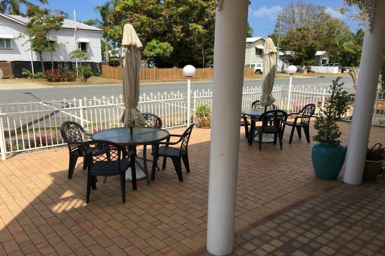 White Lace Motor Inn Mackay Ngoại thất bức ảnh