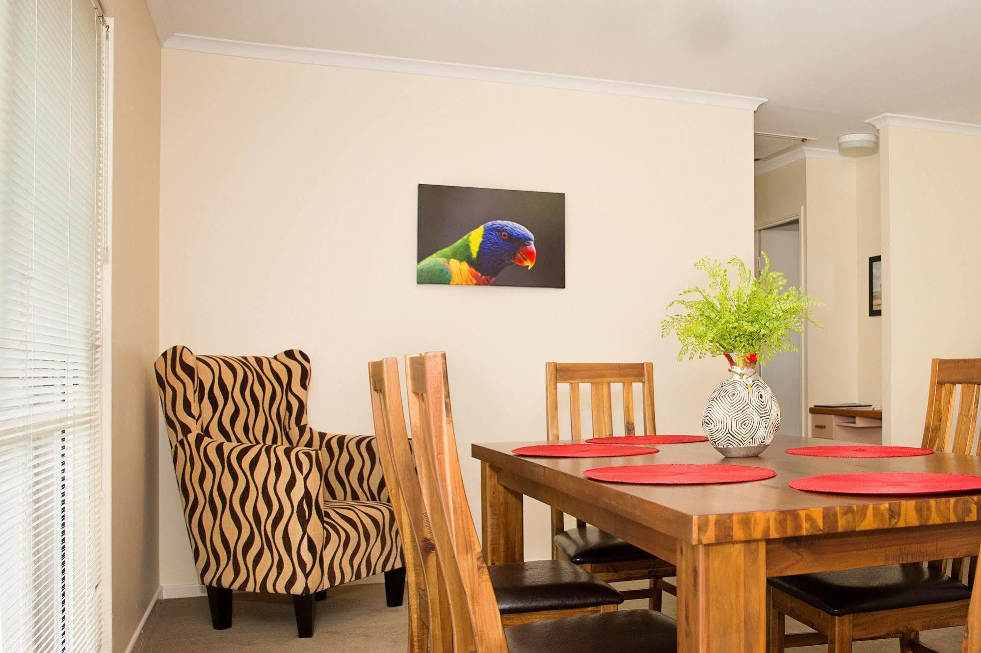 White Lace Motor Inn Mackay Ngoại thất bức ảnh